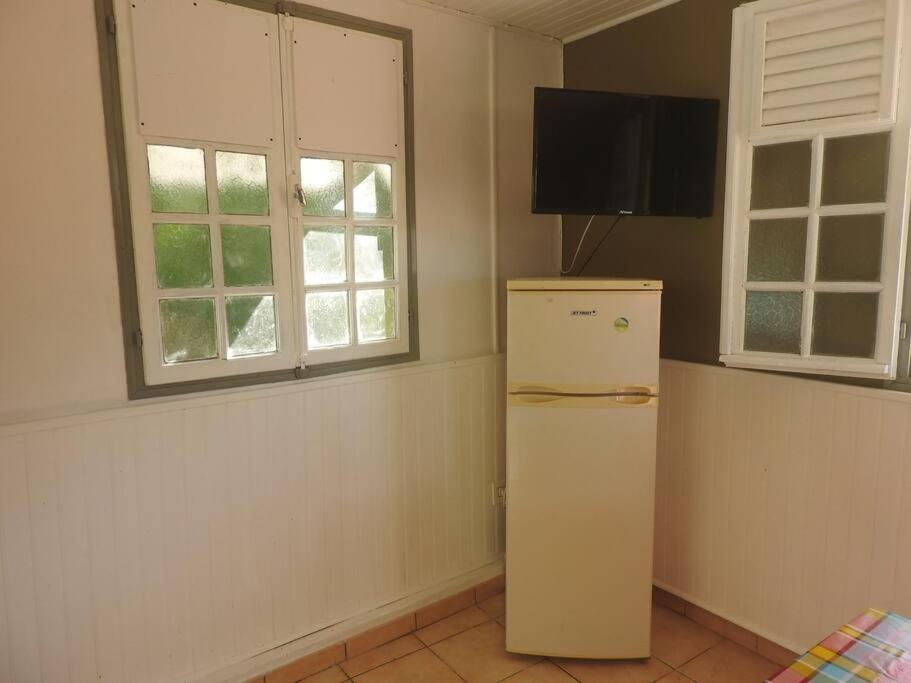 Studio Cocktail-Ch Vue Sur Mer,Plage,Clim Les Anses-d'Arlets Ngoại thất bức ảnh